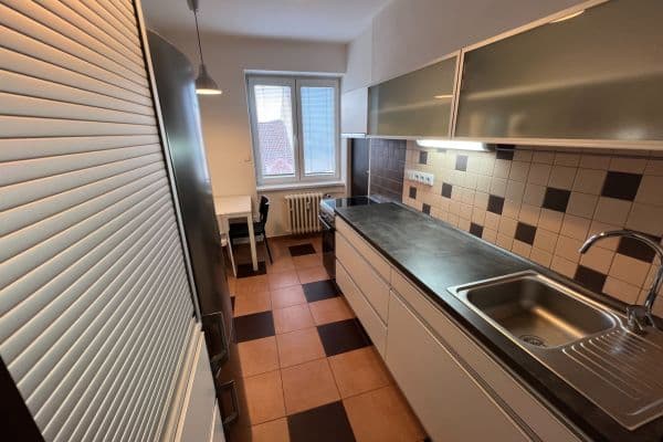 Prenájom bytu 2-izbový 51 m², Kollárova, Písek, Jihočeský kraj Prenájom bytu 2-izbový 51 m², Kollárova, Písek, Jihočeský kraj