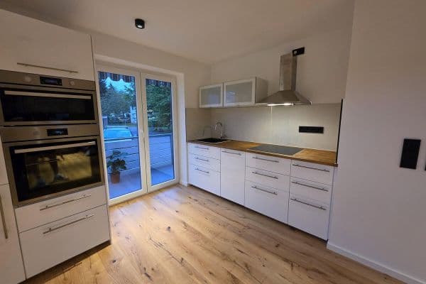 Predaj bytu 2-izbový 60 m², Bad Neuenahr-Ahrweiler Predaj bytu 2-izbový 60 m², Bad Neuenahr-Ahrweiler