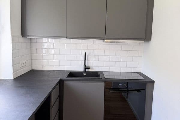 Prenájom bytu 3-izbový 67 m², Hamburg, Hamburg Prenájom bytu 3-izbový 67 m², Hamburg, Hamburg