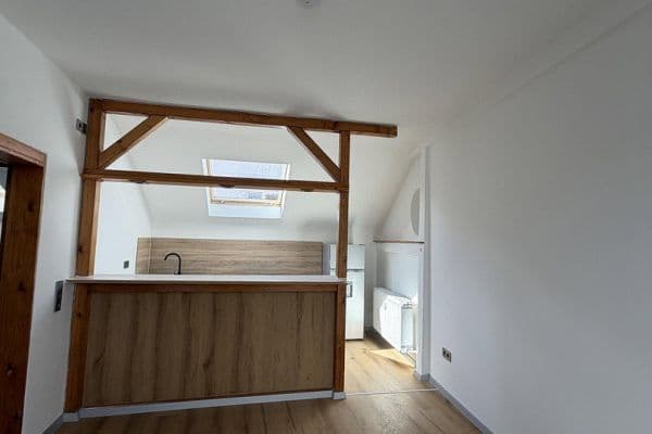 Prenájom bytu 2-izbový 55 m², Wormser Str. 3, Grünstadt, Porýnie-Falcko Prenájom bytu 2-izbový 55 m², Wormser Str. 3, Grünstadt, Porýnie-Falcko