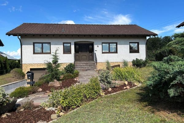 Prenájom domu 120 m², pozemok 866 m², Straubenhardt Prenájom domu 120 m², pozemok 866 m², Straubenhardt