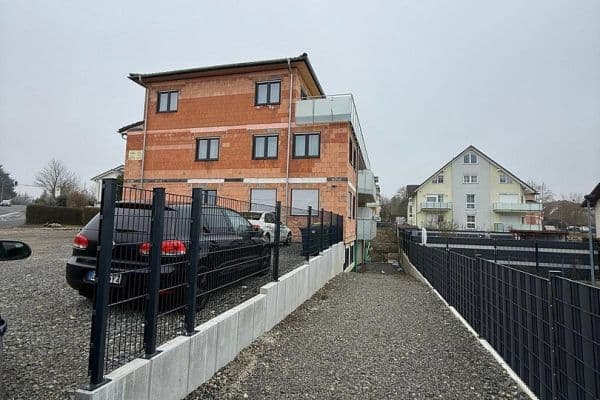 Prenájom bytu 2-izbový 90 m², Friedrich-Ebert-Str. 15, Pohlheim Prenájom bytu 2-izbový 90 m², Friedrich-Ebert-Str. 15, Pohlheim