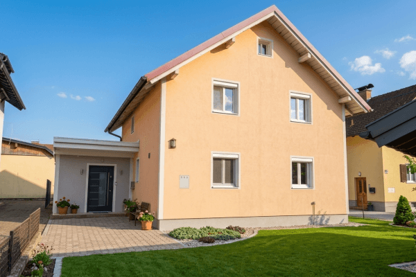 Predaj domu 155 m², pozemok 770 m², Salzburg Predaj domu 155 m², pozemok 770 m², Salzburg