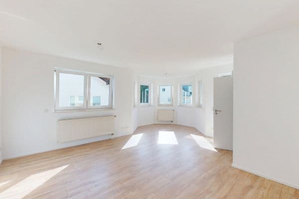 Prenájom bytu 3-izbový 82 m², Heinrich-Heine-Str. 25, Lohmar Prenájom bytu 3-izbový 82 m², Heinrich-Heine-Str. 25, Lohmar