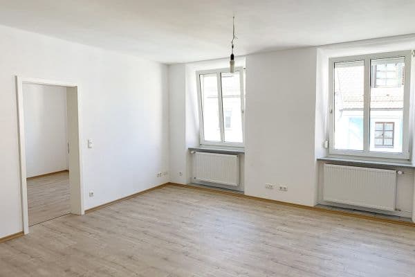 Prenájom bytu 3-izbový 84 m², Fürstenstraße 8, Straubung Prenájom bytu 3-izbový 84 m², Fürstenstraße 8, Straubung