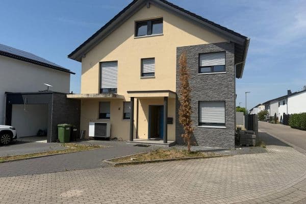 Predaj domu 209 m², pozemok 433 m², Dettenheim Predaj domu 209 m², pozemok 433 m², Dettenheim