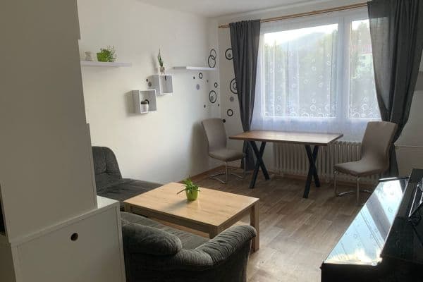 Predaj bytu 3-izbový 78 m², Poštovní, Desná, Liberecký kraj Predaj bytu 3-izbový 78 m², Poštovní, Desná, Liberecký kraj
