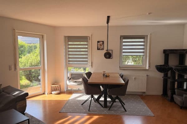 Prenájom bytu 2-izbový 64 m², Uehlfeld Prenájom bytu 2-izbový 64 m², Uehlfeld