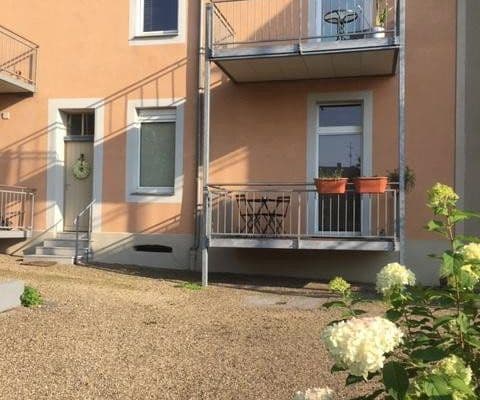 Prenájom bytu 2-izbový 46 m², Mülheim a.d. Ruhr Prenájom bytu 2-izbový 46 m², Mülheim a.d. Ruhr