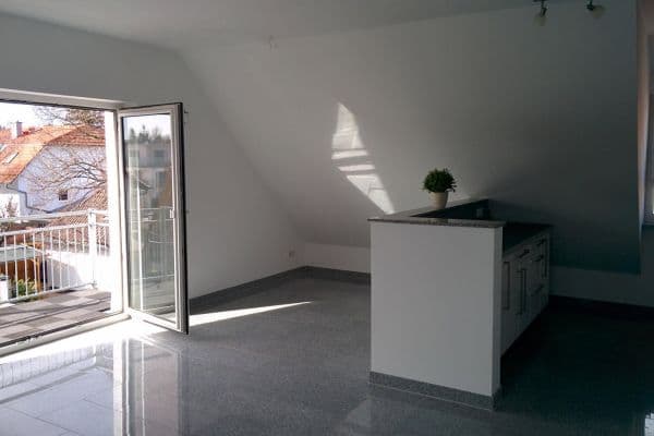 Prenájom bytu 3-izbový 74 m², München, Bavorsko Prenájom bytu 3-izbový 74 m², München, Bavorsko