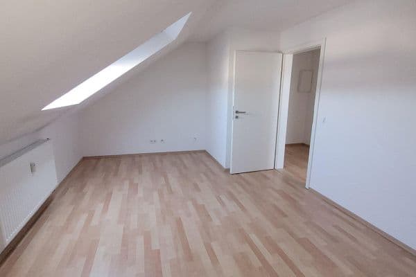 Prenájom bytu 1-izbový 43 m², Bergisch Gladbach, Severné Porýnie - Westfálsko Prenájom bytu 1-izbový 43 m², Bergisch Gladbach, Severné Porýnie - Westfálsko