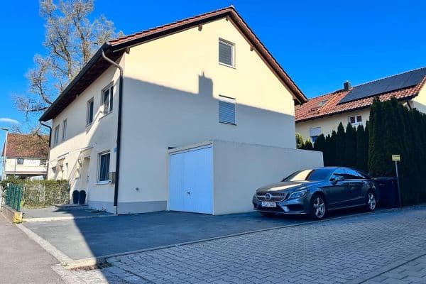Predaj domu 136 m², pozemok 229 m², Attenkirchen, Bavorsko Predaj domu 136 m², pozemok 229 m², Attenkirchen, Bavorsko
