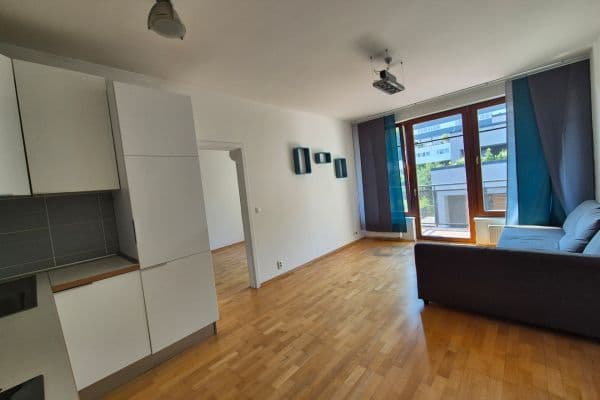 Prenájom bytu 2-izbový 49 m², Na Neklance, Praha Prenájom bytu 2-izbový 49 m², Na Neklance, Praha