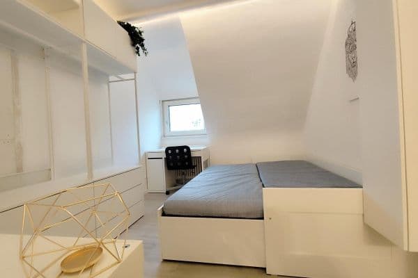 Prenájom bytu 13 m², Wagenburgstraße 101, Stuttgart, Bádensko-Wurttembersko Prenájom bytu 13 m², Wagenburgstraße 101, Stuttgart, Bádensko-Wurttembersko