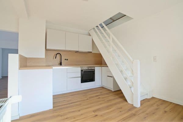 Prenájom bytu 4-izbový 102 m², Herrenruhmweg 9, Trittau Prenájom bytu 4-izbový 102 m², Herrenruhmweg 9, Trittau