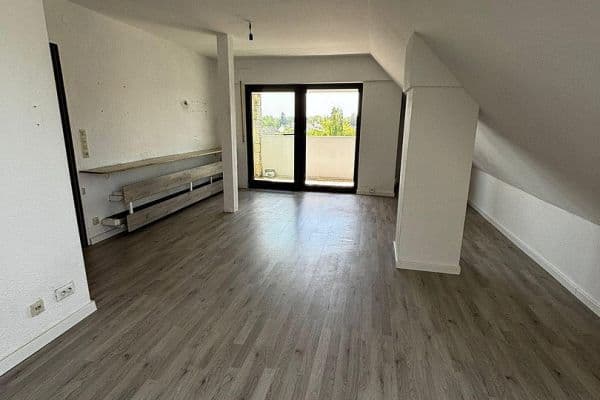 Prenájom bytu 1-izbový 44 m², Frankfurt, Hesensko Prenájom bytu 1-izbový 44 m², Frankfurt, Hesensko