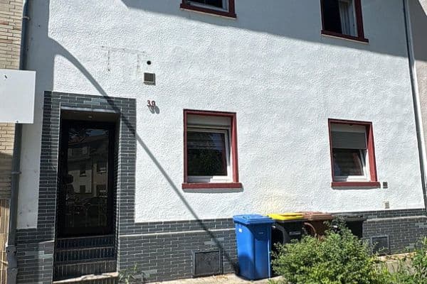 Predaj domu 170 m², pozemok 150 m², Ludwigshafen Predaj domu 170 m², pozemok 150 m², Ludwigshafen