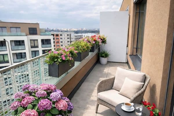 Prenájom bytu 2-izbový 55 m², Ondrákové, Praha Prenájom bytu 2-izbový 55 m², Ondrákové, Praha