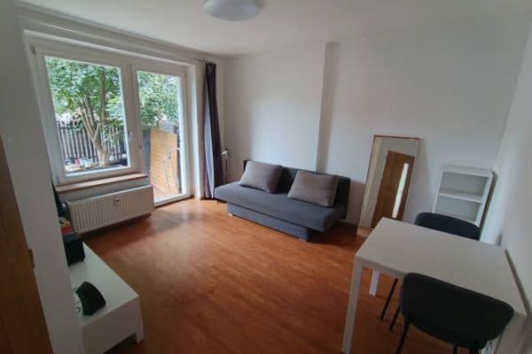 Prenájom bytu 2-izbový 32 m², Souběžná, Hostivice Prenájom bytu 2-izbový 32 m², Souběžná, Hostivice