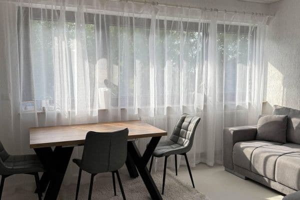 Predaj bytu 2-izbový 47 m², Hopfengartenstraße 94, Reutlingen, Bádensko-Wurttembersko Predaj bytu 2-izbový 47 m², Hopfengartenstraße 94, Reutlingen, Bádensko-Wurttembersko