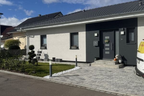 Predaj domu 121 m², pozemok 664 m², Geisingen Predaj domu 121 m², pozemok 664 m², Geisingen
