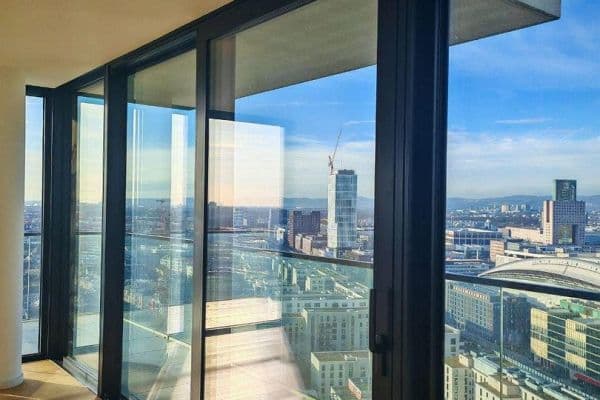 Prenájom bytu 2-izbový 50 m², Europa-Allee 11, Frankfurt am Main, Hesensko Prenájom bytu 2-izbový 50 m², Europa-Allee 11, Frankfurt am Main, Hesensko