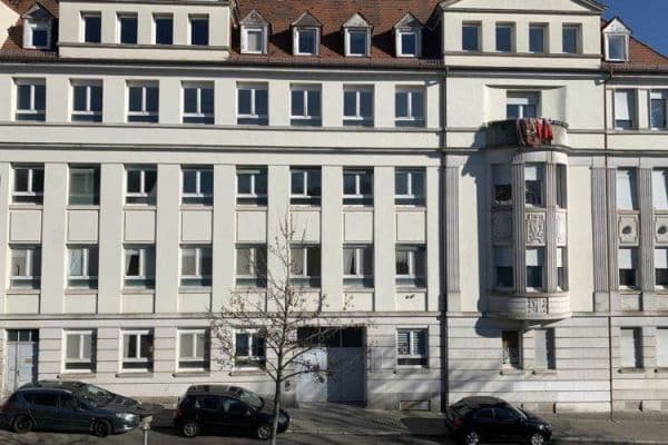 Prenájom bytu 4-izbový 100 m², Linnéstrasse 2, Pforzheim Prenájom bytu 4-izbový 100 m², Linnéstrasse 2, Pforzheim