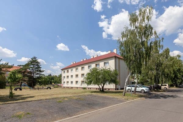 Predaj bytu 3-izbový 65 m², V Sídlišti, Horní Beřkovice Predaj bytu 3-izbový 65 m², V Sídlišti, Horní Beřkovice