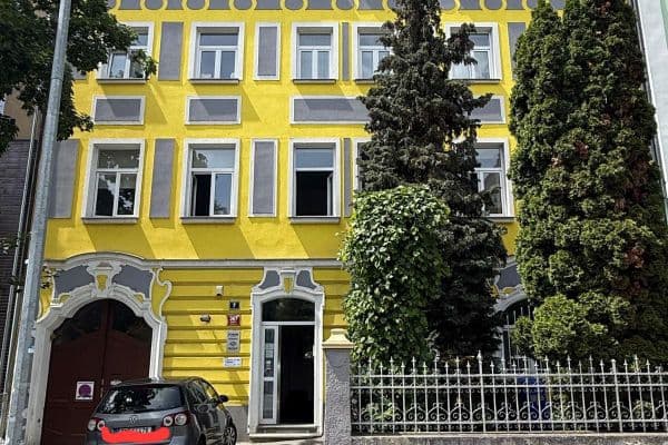 Prenájom kancelárie 150 m², Na Klikovce, Praha Prenájom kancelárie 150 m², Na Klikovce, Praha