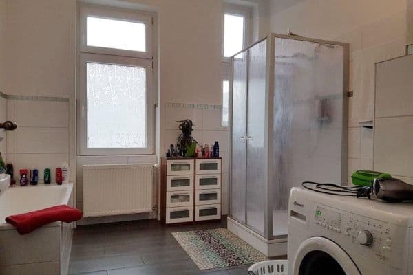 Prenájom bytu 3-izbový 80 m², Frankfurt am Main, Hesensko Prenájom bytu 3-izbový 80 m², Frankfurt am Main, Hesensko