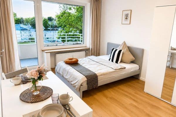 Prenájom bytu 1-izbový 34 m², Königswieser Straße 1, München, Bavorsko Prenájom bytu 1-izbový 34 m², Königswieser Straße 1, München, Bavorsko