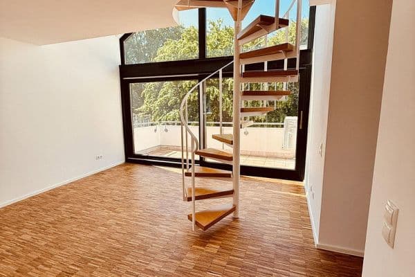 Prenájom bytu 2-izbový 92 m², Arndtstraße 32-34, Köln, Severné Porýnie - Westfálsko Prenájom bytu 2-izbový 92 m², Arndtstraße 32-34, Köln, Severné Porýnie - Westfálsko