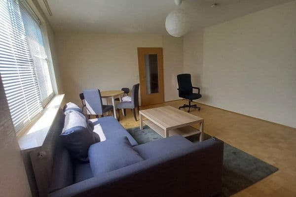 Prenájom bytu 1-izbový 40 m², Steinforststraße 32, Erlangen, Bavorsko Prenájom bytu 1-izbový 40 m², Steinforststraße 32, Erlangen, Bavorsko