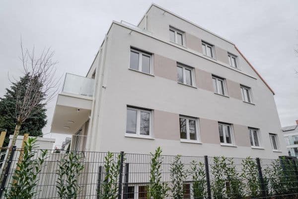 Prenájom bytu 3-izbový 105 m², An den Postwiesen 1, Frankfurt am Main Prenájom bytu 3-izbový 105 m², An den Postwiesen 1, Frankfurt am Main