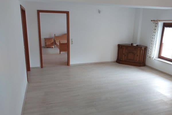 Prenájom bytu 3-izbový 66 m², Lorch, Rheingau Prenájom bytu 3-izbový 66 m², Lorch, Rheingau