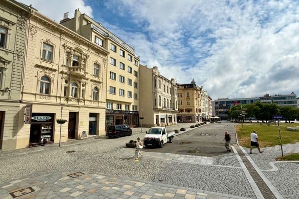 Prenájom bytu 3-izbový 80 m², Zámecká, Ostrava Prenájom bytu 3-izbový 80 m², Zámecká, Ostrava