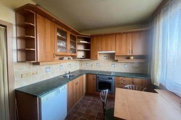 Prenájom bytu 2-izbový 62 m², Severní, Opočno Prenájom bytu 2-izbový 62 m², Severní, Opočno