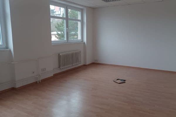 Prenájom nebytového priestoru 25 m², Pod Hájem, Králův Dvůr Prenájom nebytového priestoru 25 m², Pod Hájem, Králův Dvůr