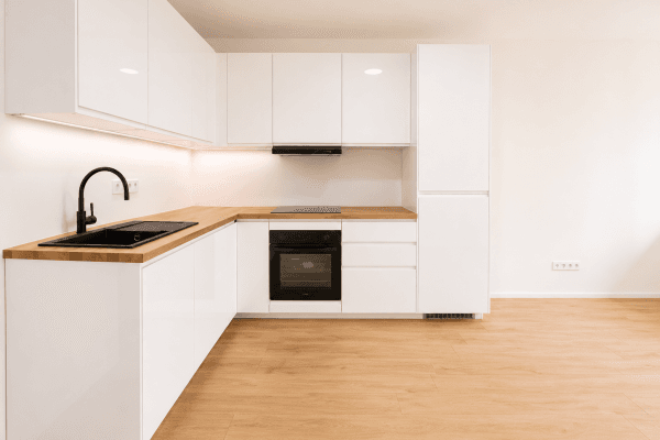 Predaj bytu 3-izbový 68 m², Olbramovická, Praha Predaj bytu 3-izbový 68 m², Olbramovická, Praha