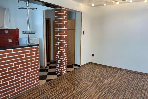 Predaj bytu 3-izbový 57 m², Orlická, Týn nad Vltavou Predaj bytu 3-izbový 57 m², Orlická, Týn nad Vltavou