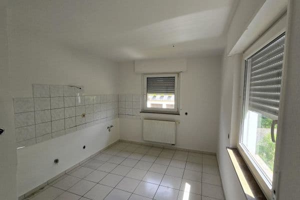 Prenájom bytu 2-izbový 48 m², Ringstr. 14, Gemmingen Prenájom bytu 2-izbový 48 m², Ringstr. 14, Gemmingen