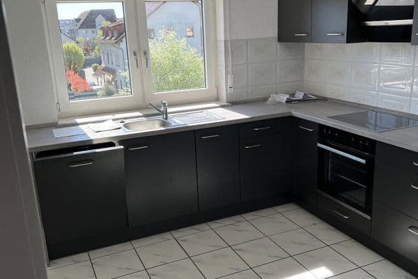 Prenájom bytu 3-izbový 95 m², Brühl Prenájom bytu 3-izbový 95 m², Brühl