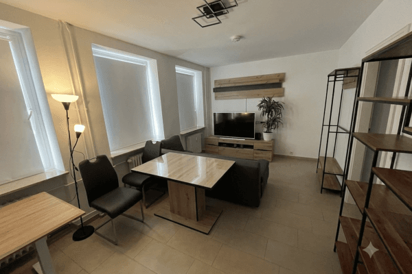 Prenájom bytu 1-izbový 36 m², Schweizer Straße 27, Frankfurt am Main Prenájom bytu 1-izbový 36 m², Schweizer Straße 27, Frankfurt am Main