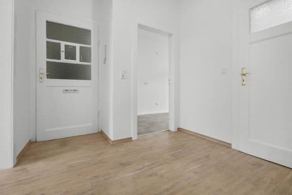 Prenájom bytu 2-izbový 63 m², Waßmannstr. 9, Hannover, Dolné Sasko Prenájom bytu 2-izbový 63 m², Waßmannstr. 9, Hannover, Dolné Sasko