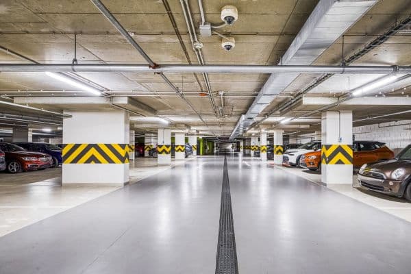 Prenájom garáže 10 m², Praha Prenájom garáže 10 m², Praha