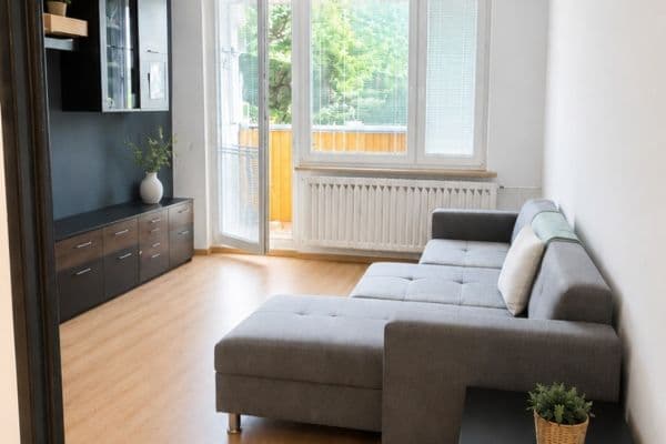Predaj bytu 2-izbový 62 m², Suchý vršek, Praha Predaj bytu 2-izbový 62 m², Suchý vršek, Praha