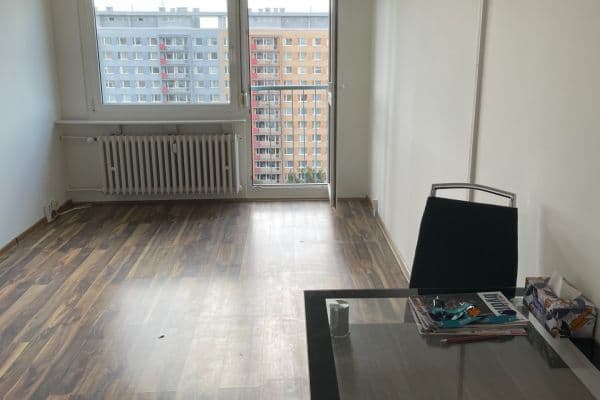 Prenájom bytu 2-izbový 45 m², Taussigova, Praha Prenájom bytu 2-izbový 45 m², Taussigova, Praha