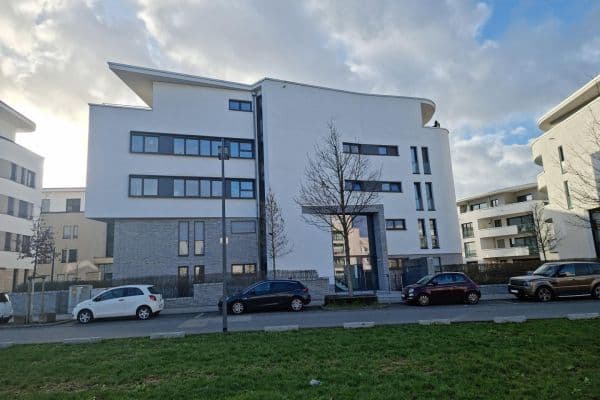 Prenájom bytu 2-izbový 73 m², Wolfgang-Bangert-Strasse 8, Frankfurt am Main, Hesensko Prenájom bytu 2-izbový 73 m², Wolfgang-Bangert-Strasse 8, Frankfurt am Main, Hesensko