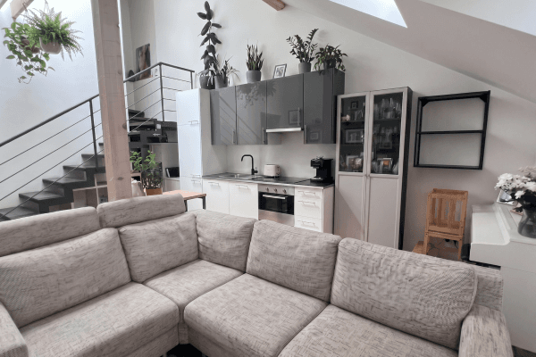 Prenájom bytu 4-izbový 99 m², Drtinova, Prague Prenájom bytu 4-izbový 99 m², Drtinova, Prague