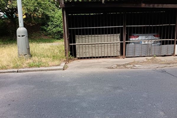 Prenájom garáže 13 m², Praha Prenájom garáže 13 m², Praha